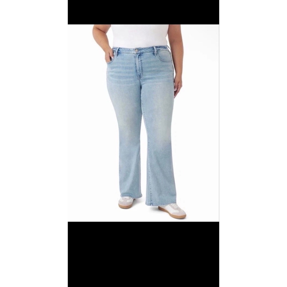 NWT Seven7 High Rise Slim Bootcut Jeans, Size 16